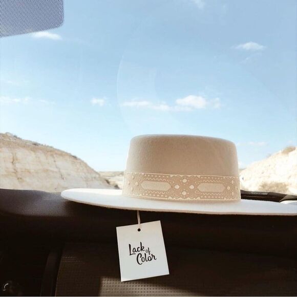 LACK OF COLOR LOC SIERRA BOATER HAT CREAM GOLD VINTAGE RIBBON FREE PEOPLE WIDE - Picture 3 of 12